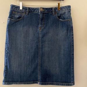 Denim skirt